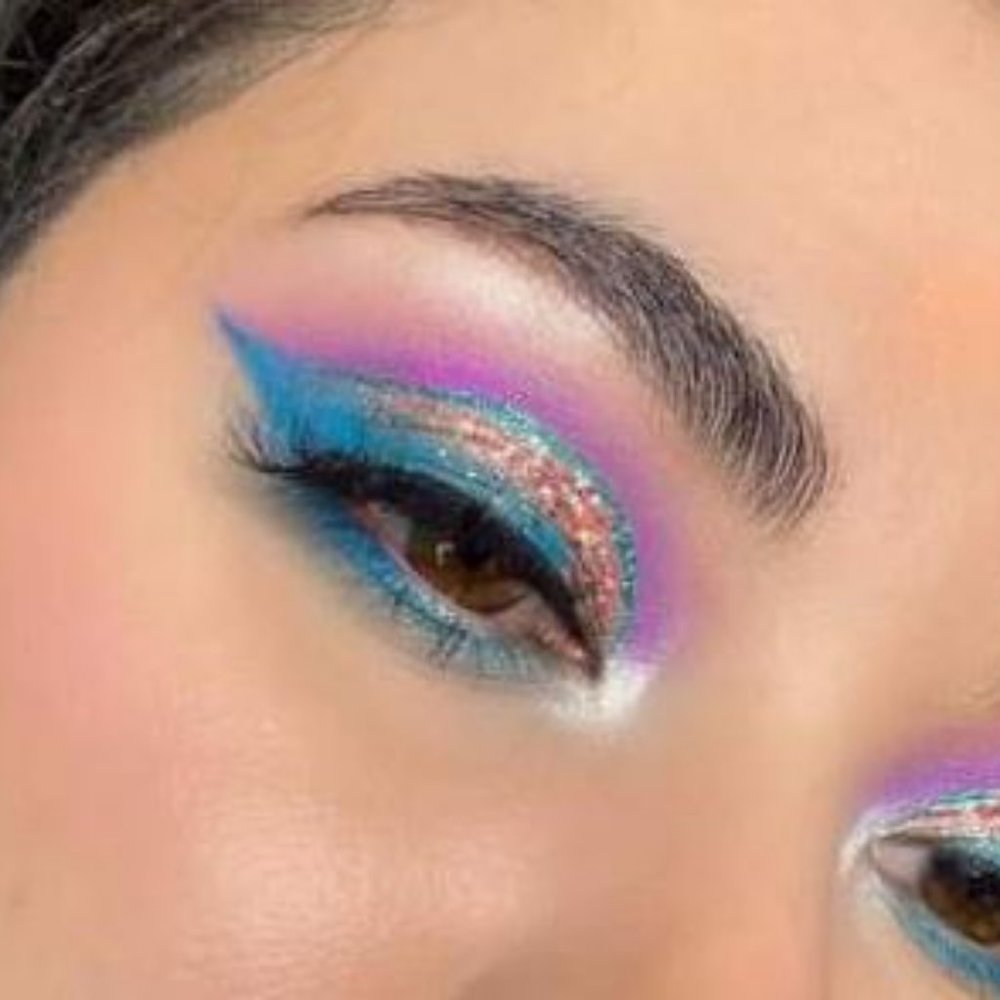 Be A Bombshell Eye Base in "Big Teal"